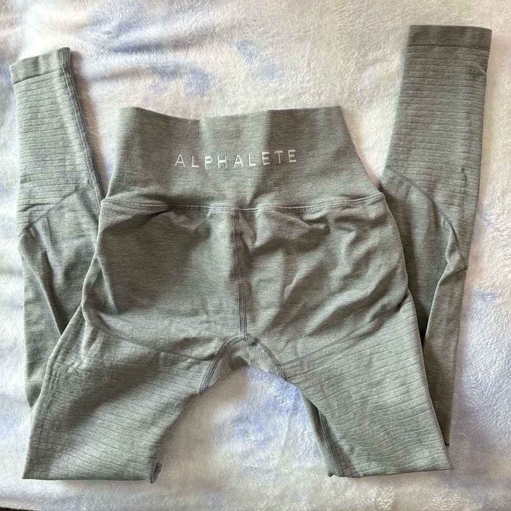 Alphalete revival leggings grey